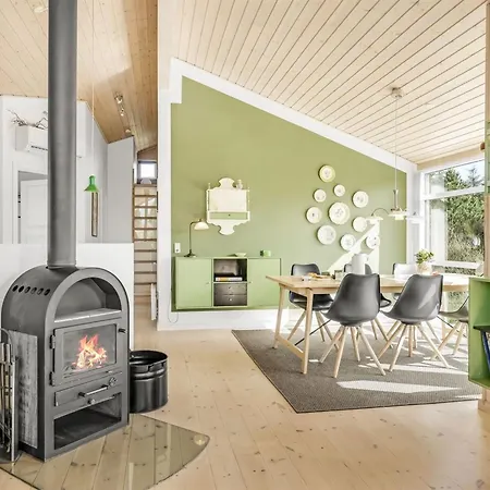 Felizia - 2-5km From The Sea In Nw Jutland By Interhome