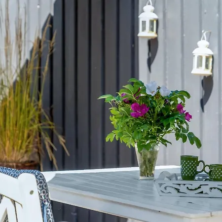 Felizia - 2-5km From The Sea By Interhome *